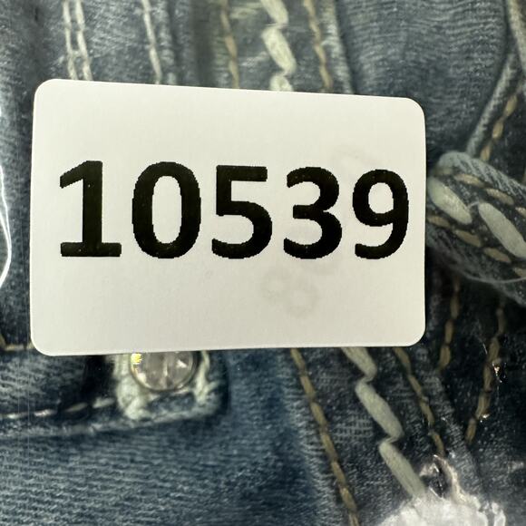 Vigoss Jeans Womens 5 The New York Capri Embroidered Pocket Distressed Denim - Picture 16 of 16